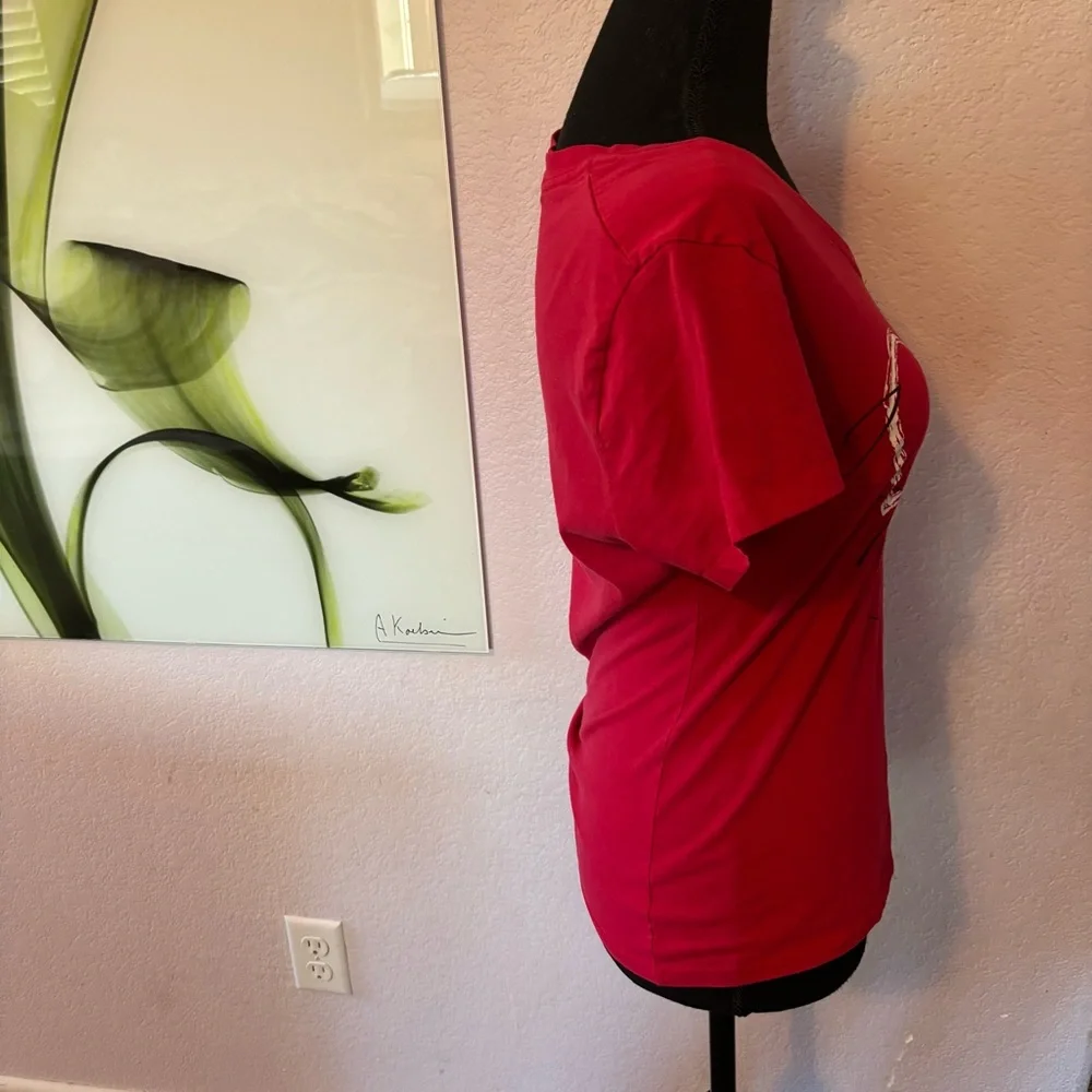 shirt size small - Picture 2 of 4